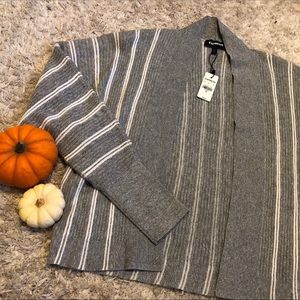 🍂NWT Express Grey Striped Cardigan